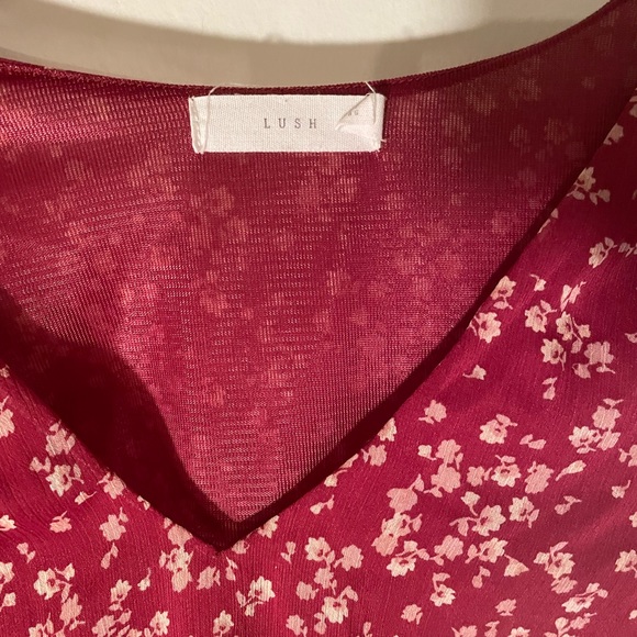 Lush Wine Floral Tunic - Picture 7 of 7